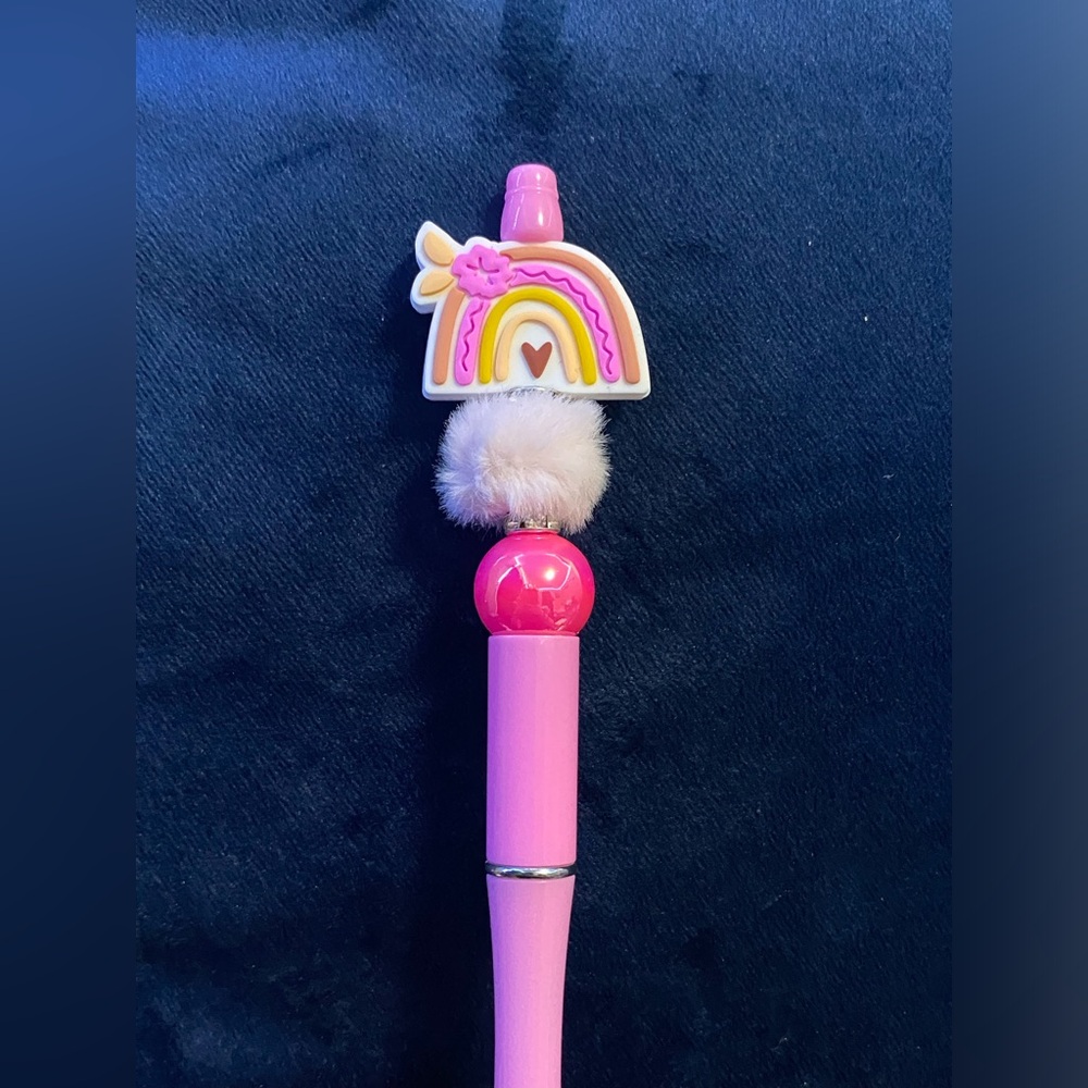CUTE RAINBOW PEN
